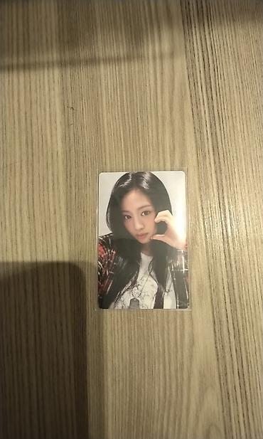 pişik şekli cekmek: Məhsul: BABYMONSTER “SHEESH” fotokart – Ahyeon versiyası Təsvir: - — 1