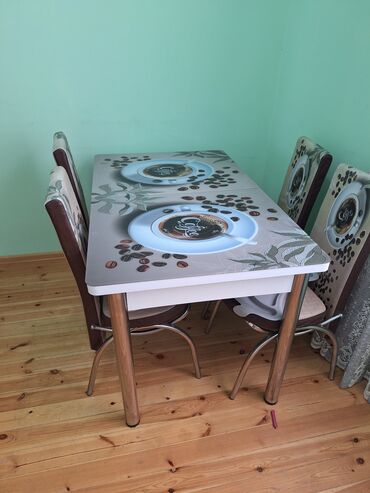 Столы: Для кухни, Б/у, Нераскладной, Прямоугольный стол, 4 стула