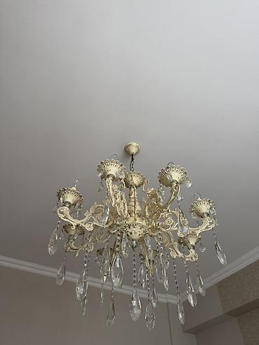 işlənmiş lustur: Çılçıraq, 8 lampa, Metal — 1