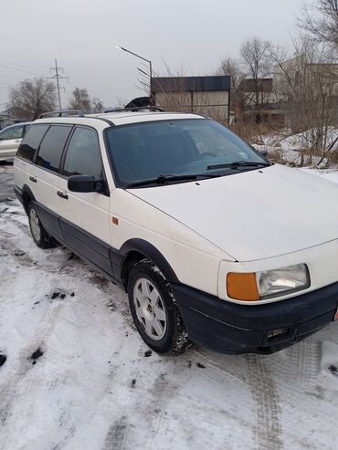 Volkswagen: Volkswagen Passat: 1991 г., 1.8 л, Механика, Бензин, Универсал