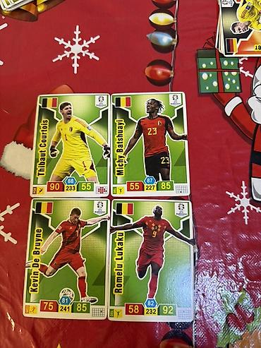 sak qosqu: Məhsul: Futbol kolleksiya kartları dəsti 40 EDED Təsvir: - Müxtəlif — 6
