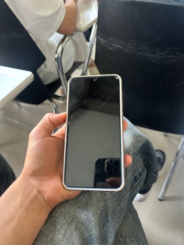 samsung j7 pro qiymeti: Samsung Galaxy A10, 32 GB, rəng - Qara, İki sim kartlı, Sensor