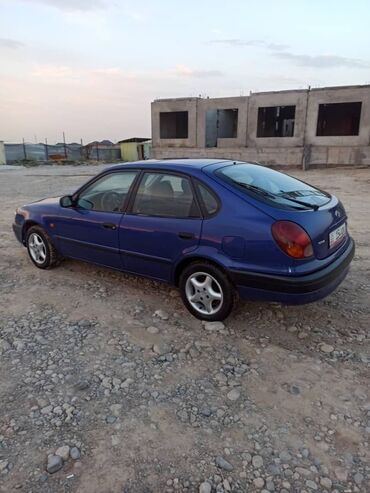 тоета корона: Toyota Corolla: 1997 г., 1.6 л, Автомат, Бензин, Седан