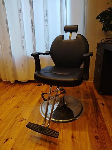 lupa satışı: *SALON KRESLOSU*
*qiyməti 230₼*
*ünvan Hövsan z⁹⁰kod7300*👩🏻‍💻 — 1