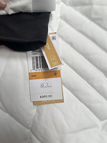Kurtkalar: MICHAEL KORS kurtka - Amerikadan alınıb teze ve etiketlidir. S — 10