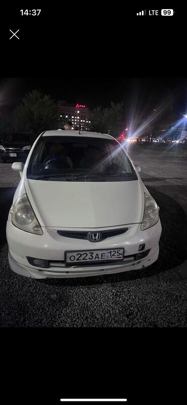 Honda: Honda Fit: 2002 г., 1.3 л, Автомат, Бензин