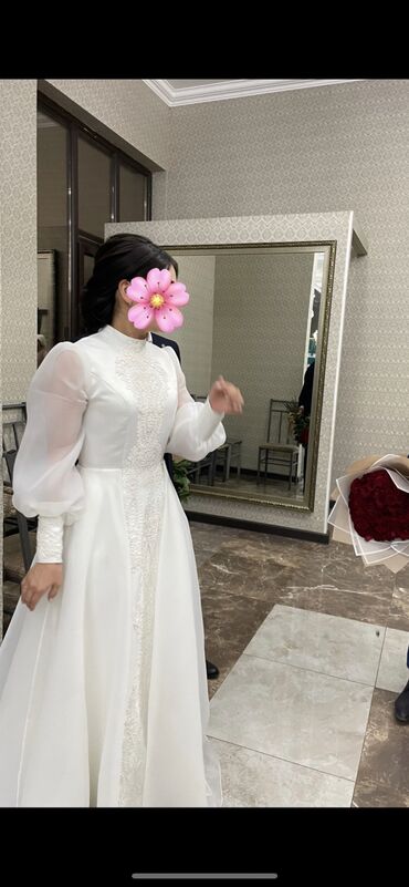 платье абая: Продам очень красивое свадебное платье, сшито на заказ из дорогой и