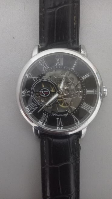 ремонт наручных часов: Продаю Мужские Механические часы Forsining, требуется ремонт ремешка