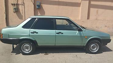 e 200: VAZ (LADA) 21099: 1.5 l | 1993 il 200000 km Sedan — 4