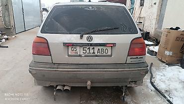 Volkswagen: Volkswagen Golf: 1993 г., 1.6 л, Механика, Бензин, Хэтчбэк — 2