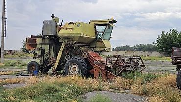 выбор номера о: Продается комбайн, цена 300 тыс сом — 2