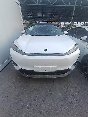 byd e9 1: Dongfeng : 2026 г., 0.1 л, Робот, Электромобиль, Кроссовер — 1