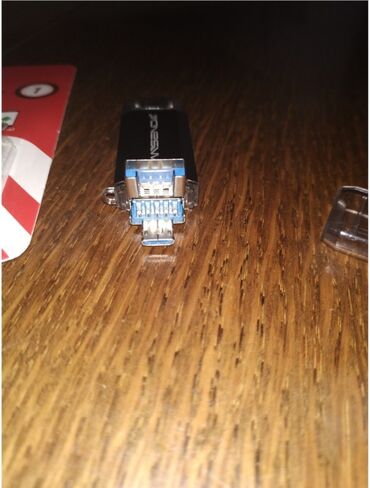 Ostali aksesoari za mobilne telefone: MULTI USB 3.0 OTG USB Flash Drive: Type-C & Micro USB Tri u jedan — 7