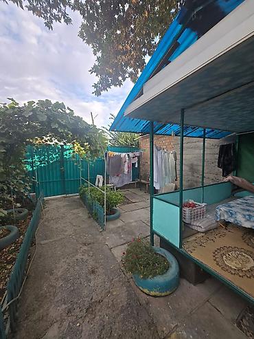 Продажа коттеджей и домов: 2 комнаты, 56 м², 1 соток, Кара-Балта at lalafo.kg — 4 Продажа коттеджей и домов: 2 комнаты, 56 м², 1 соток, Кара-Балта — 4