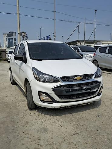 Chevrolet Spark: 2022 г., 1 л, Автомат, Бензин, Хэтчбэк