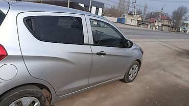 Chevrolet: Chevrolet Spark: 2016 г., 1 л, Автомат, Бензин, Хэтчбэк — 3