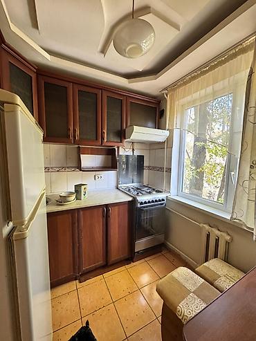 104 серия 3 ком: 3 комнаты, 58 м², 3 мкр 104 серия, 3 этаж — 1
