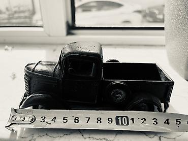 İncəsənət və kolleksiyalar: Kolleksiya üçün vintaj oyuncaq pikap maşın modeli Real alıcılar ilə — 6