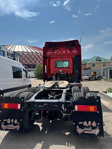 Тягачи: Тягач, Howo — 6