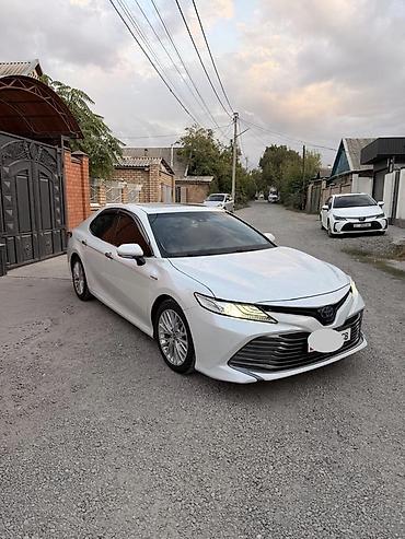 накладка на камри: Toyota Camry: 2020 г., 2.5 л, Автомат, Гибрид, Седан — 2
