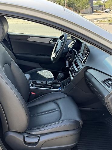 xundai sanata: Hyundai Sonata: 2021 г., 2 л, Газ, Седан — 10