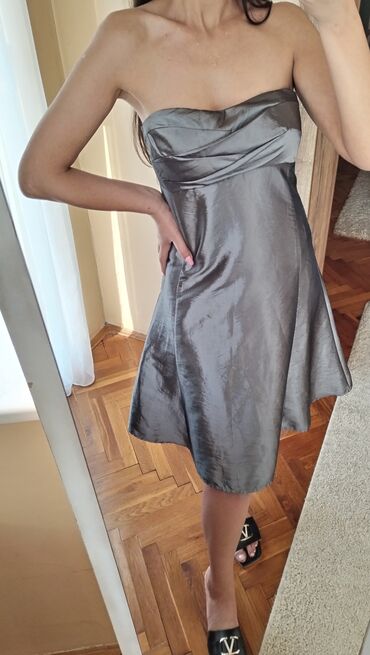 haljina za klub: Prelepa otmena haljina u sivoj metalik boji. Moze da se nosi kao top