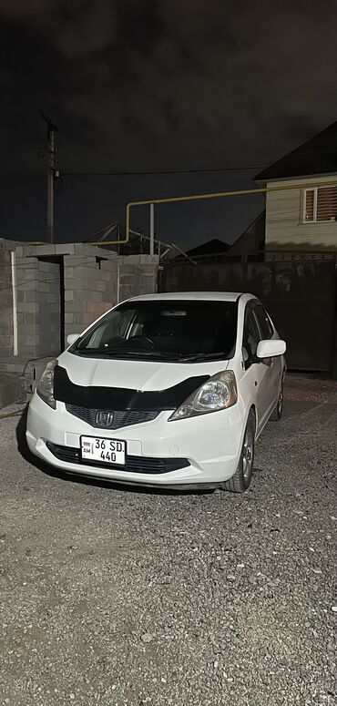 Honda: Honda Fit: 2008 г., 1.3 л, Вариатор, Бензин, Хэтчбэк