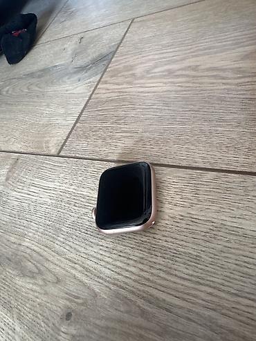 red devil: Apple watch Se 1 поколения цвета gold rose 44mm, состояние близко к — 1