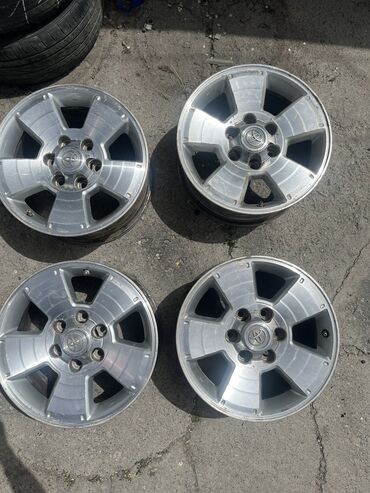 Диски: Литые Диски R 17 Toyota, Комплект, отверстий - 6, Б/у