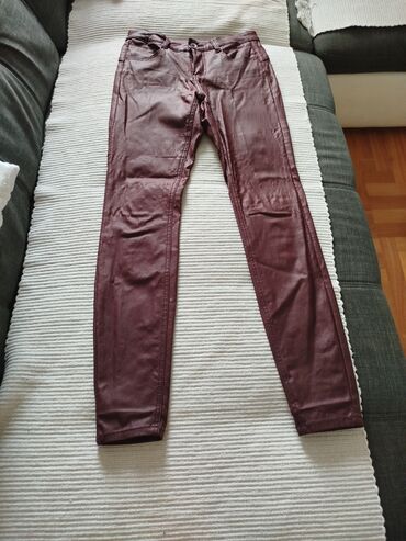 stradivarius srbija pantalone: L (EU 40), Regular rise