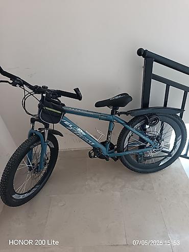 Velosipedlər: Təzədir . İşlənməyib. 180 manat. 26" ünvan: Yasamal Mida — 1