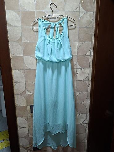 rezin bot: Açıq firuzəyi rəngdə uzun yay paltarı - Model: arxası dekolteli — 2