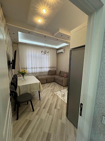 Mənzillərin satışı: Bakıxanov qəs., 2 otaqlı, Yeni tikili, 40 kv. m — 2
