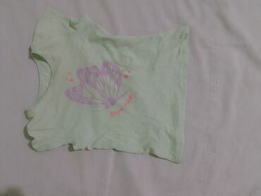 одежды на прокат: Детская одежда
•летняя футболка с принтером бабочки