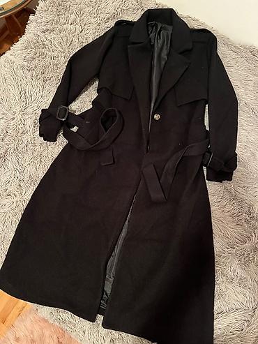 pull and bear haljine: Crni kaput akcina 2500 din sve vel — 1