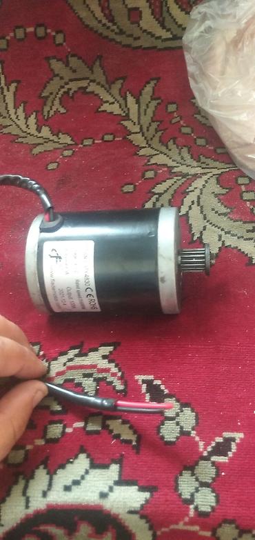 Транспорт: Elektrikli skuter üçün ötürmə dəsti Tərkib: - 24V fırçalı DC motor — 1