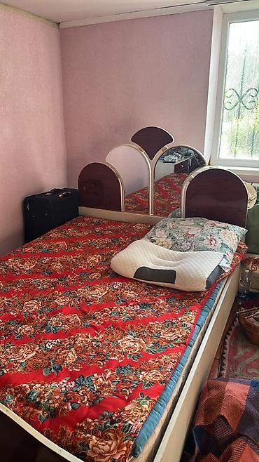 туалетный столик: Спальный гарнитур, Б/у, Односпальная кровать, Турция, ДСП, цвет - Коричневый — 1