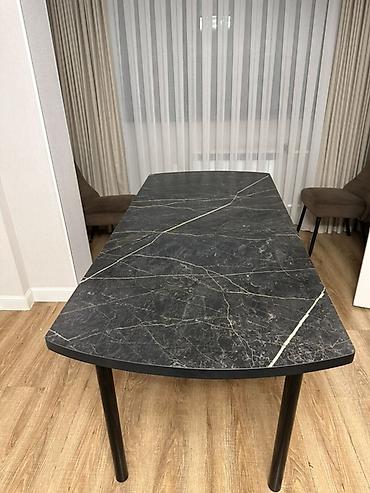 silver kitchen: Стол в гостиную или на кухню в идеальном состоянии,размеры 180 на — 4