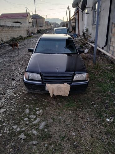 Avtomobil satışı: Mercedes-Benz C-Class (W202) sedan, qara rəng. - Kuzov: 4 qapılı