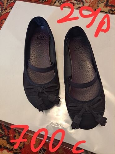 cartelo обувь цена: Продаётся различная детская обувь. Цена на фото, состояние разное