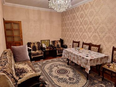 Köhnə tikili: Bakı, Yeni Günəşli Massiv D, 4 otaqlı, Köhnə tikili, m. Xalqlar Dostluğu, 100 kv. m — 2