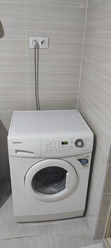 посудомоющая машина: Стиральная машина Samsung, Б/у, Автомат, До 5 кг, Полноразмерная
