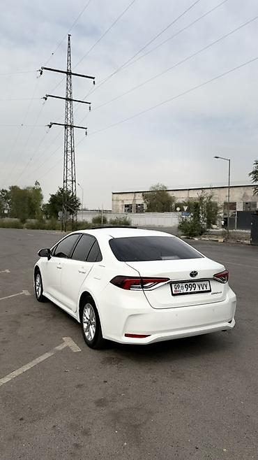 tir: Toyota Corolla: 2020 г., 1.8 л, Автомат, Гибрид, Седан — 4