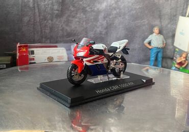 Avtomobil modelləri: Honda, 2004 il, 1:24, Dəmir, Ödənişli çatdırılma — 10