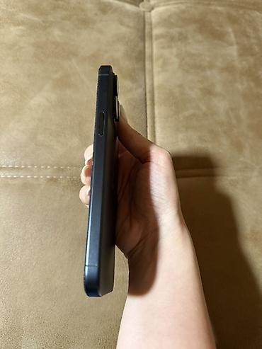 ucuz macbook pro: IPhone 15 Pro, Qara, Face ID — 5