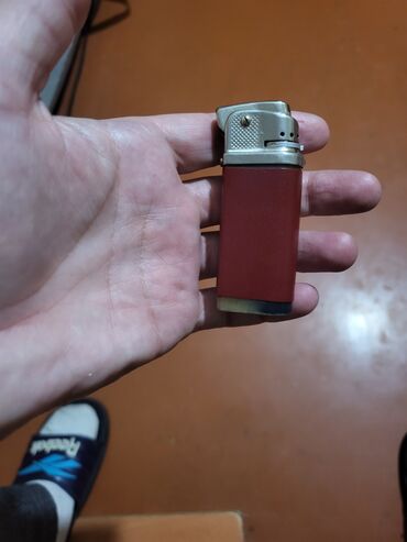 Qəlyan, vayp və aksesuarları: Delta misdi 45azn,zippo gumusdu 85azn,orjinal zajqalkalari,alisqanlar — 5