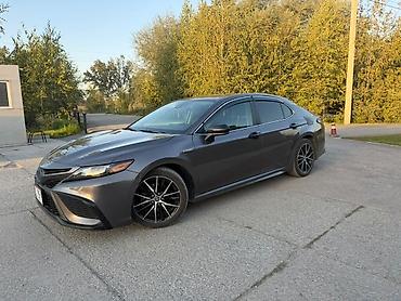 соната пленка: Toyota Camry: 2021 г., 2.5 л, Автомат, Гибрид, Седан — 2