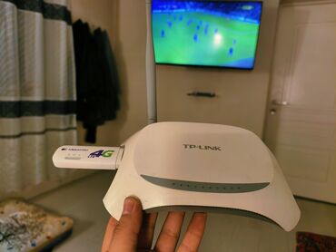 спутниковый интернет: USB модем Huawei прошитый под все симки и роутер TP-Link TL-MR3220 at lalafo.kg спутниковый интернет: USB модем Huawei прошитый под все симки и роутер TP-Link TL-MR3220