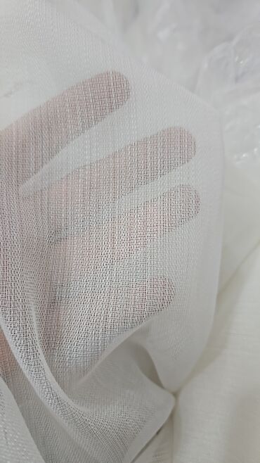 Pərdə və tüllər: Ağ rəngli tül pərdə parçası - Material: nazik, yüngül, şəffaf tül — 5