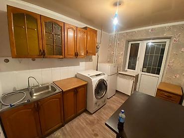1 комната, 50 м², 8 мкр Индивидуалка, 2 этаж, Требуется ремонт